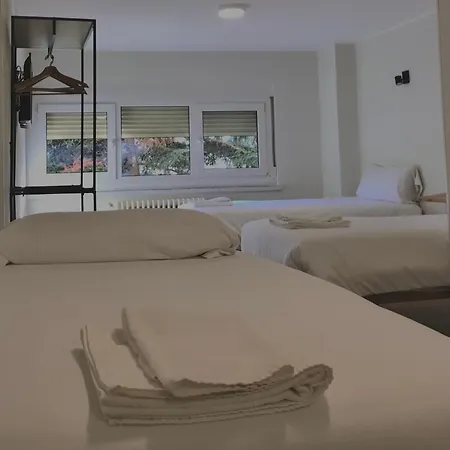 Mindanao 招待所 2*